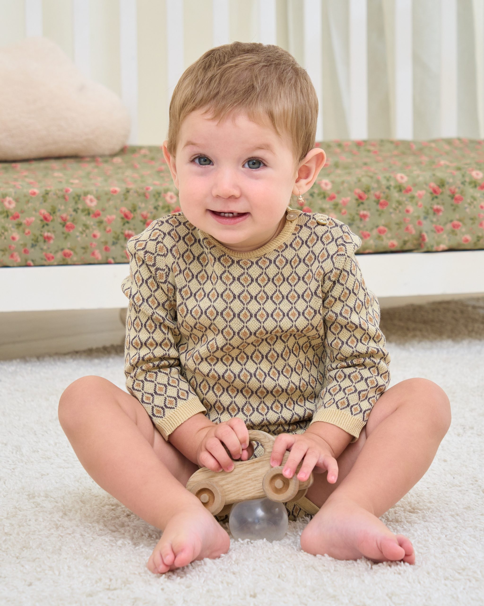 old-hong-kong-knitted-romper-the-little-gems